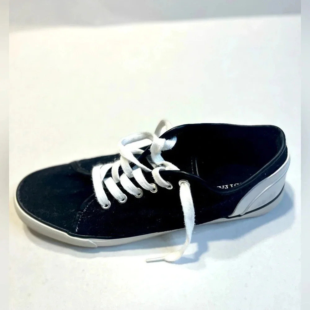 Justfab All Chill Canvas Black and White Sneakers. Good condition almost new.